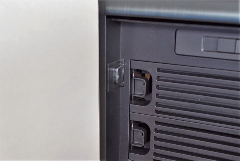 Front gate turnable