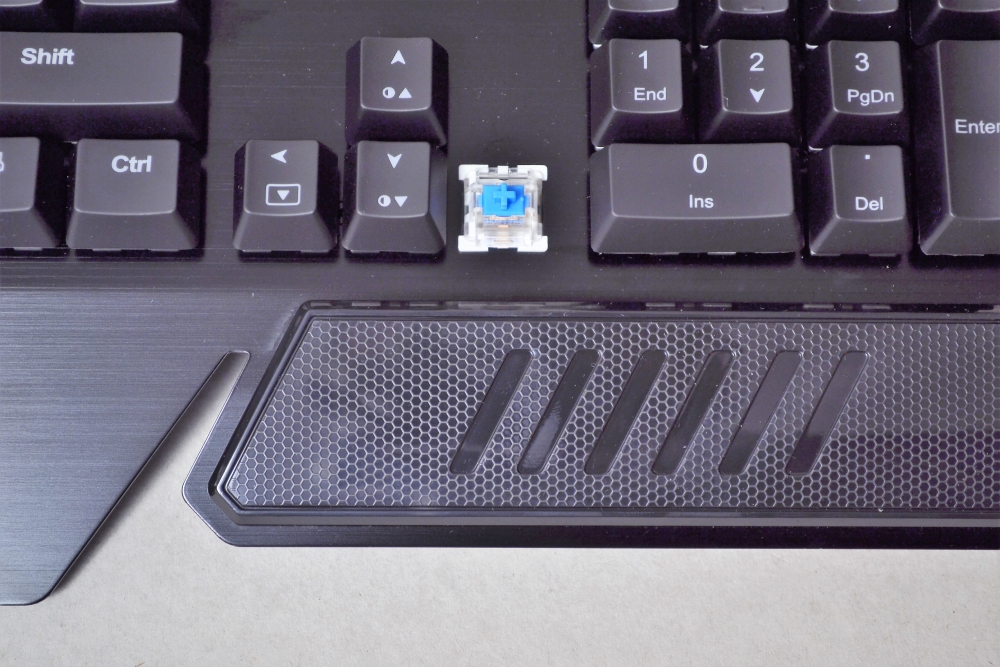 Hailstorm Outemu switches