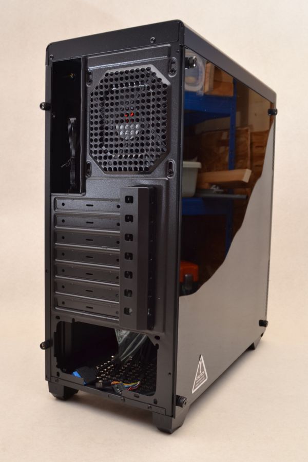 Riotoro CR100TG Computer Case